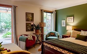 Green Gables Bed And Breakfast